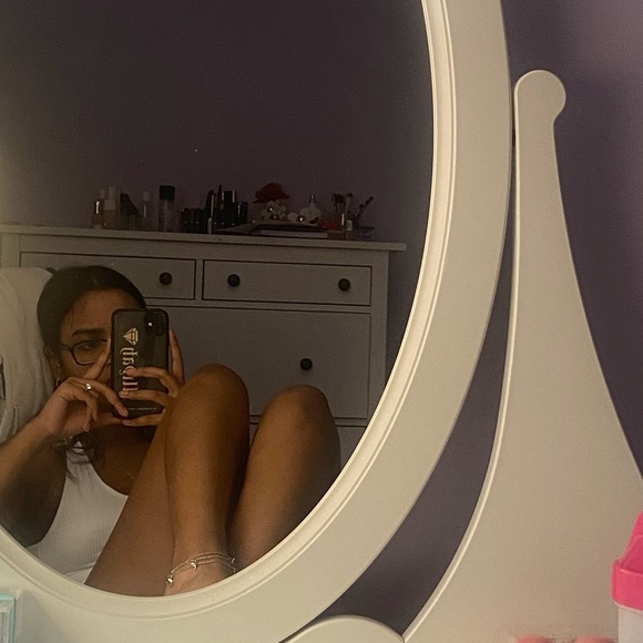 ⚡️2 for $12 JEWELRY⚡️ Silver dolphin anklet - Picture 3 of 3